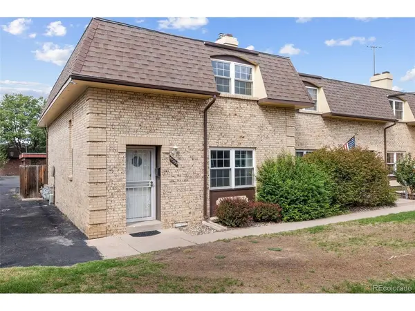 5589 S Lowell, Littleton, CO 80123