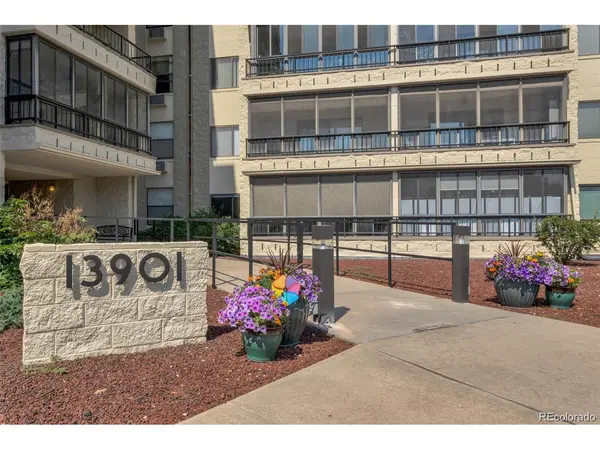 13901 E Marina #105, Aurora, CO 80014