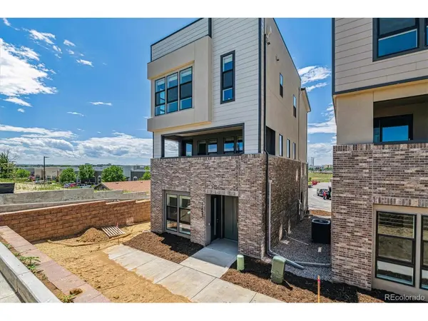 11493 E Briarwood, Centennial, CO 80112