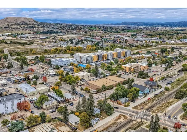 422 Perry, Castle Rock, CO 80104