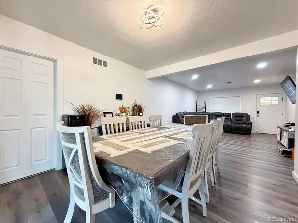 1001 Troy, Aurora, CO 80011