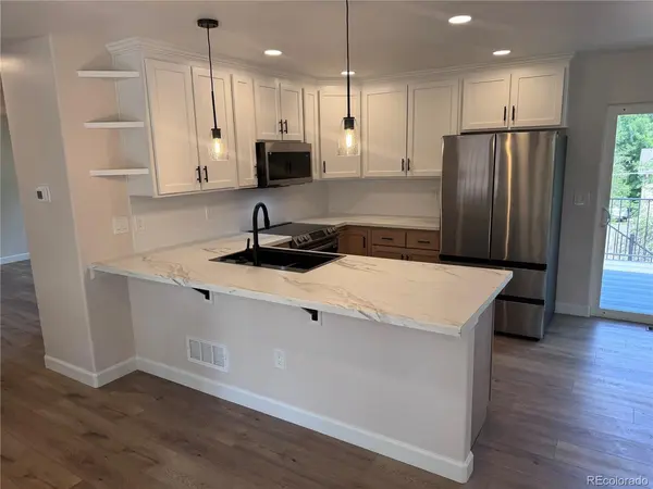 1307 Hartford, Colorado Springs, CO 80906