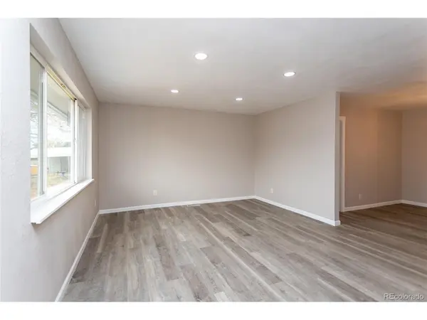 1213 Evergreen, Colorado Springs, CO 80911