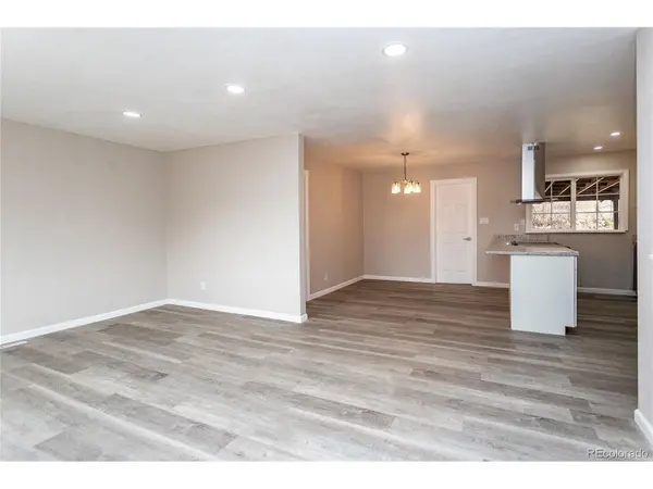1213 Evergreen, Colorado Springs, CO 80911
