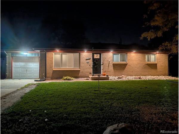 3195 Uvalda, Aurora, CO 80011
