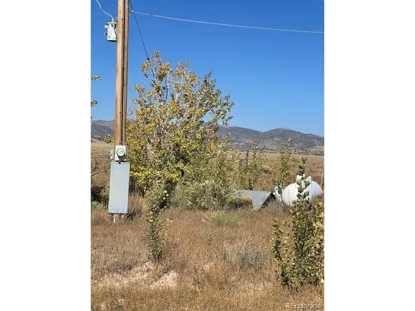 44001 County Road M, Center, CO 81125