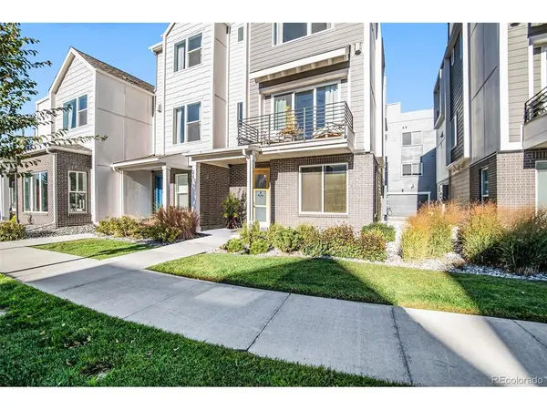 888 S Valentia #16-101, Denver, CO 80247