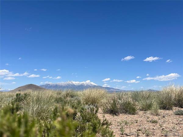 13 15th, Blanca, CO 81123