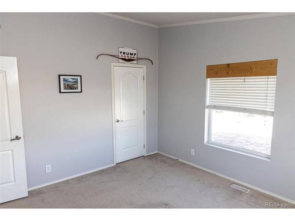3211 Lane 2 North, Mosca, CO 81146