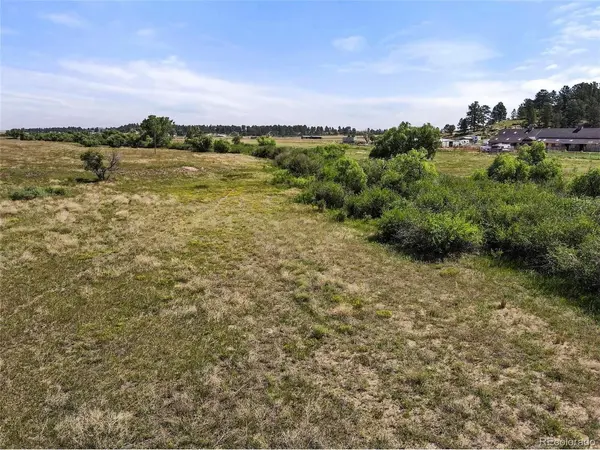 2 E Cherry Creek, Larkspur, CO 80118