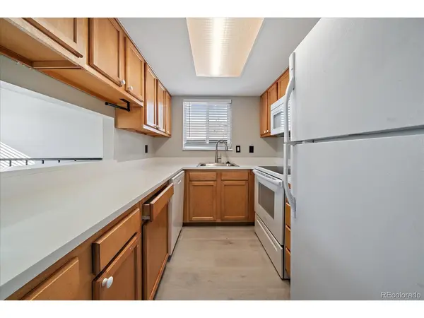 9901 E Evans #33D, Aurora, CO 80247