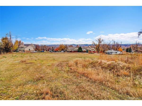 9909 W 70th, Arvada, CO 80004