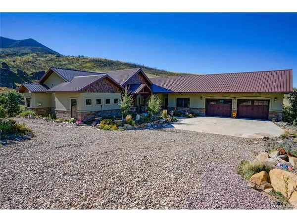 1833 Yellowstone Creek, La Veta, CO 81055