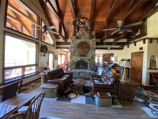 1833 Yellowstone Creek, La Veta, CO 81055