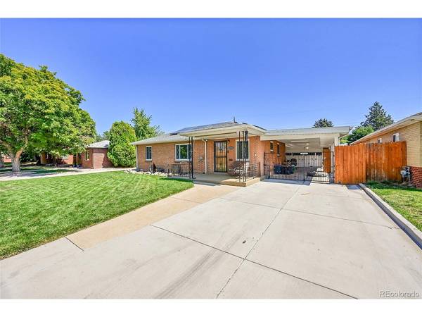4860 N Harlan, Denver, CO 80212
