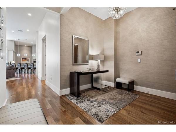 250 Columbine #703, Denver, CO 80206