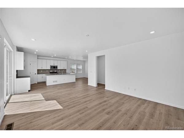 28450 E 4th, Watkins, CO 80137
