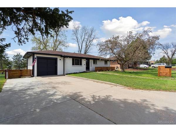 2840 Cottonwood, Denver, CO 80221