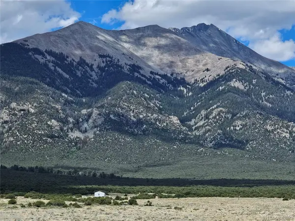 12645 Nn 17th, Blanca, CO 81123