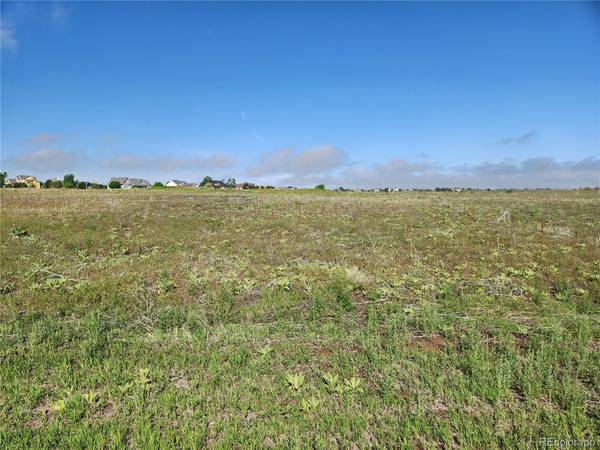 865 Antelope, Bennett, CO 80102