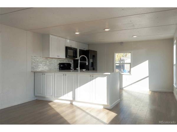 35 Royal M H #35, Byers, CO 80103