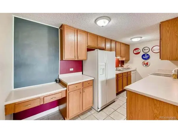 2225 Buchtel #301, Denver, CO 80210