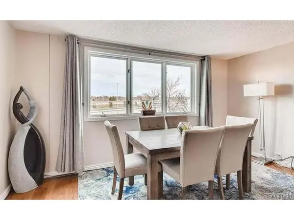 2225 Buchtel #301, Denver, CO 80210