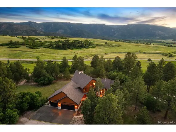 9676 S Perry Park, Larkspur, CO 80118