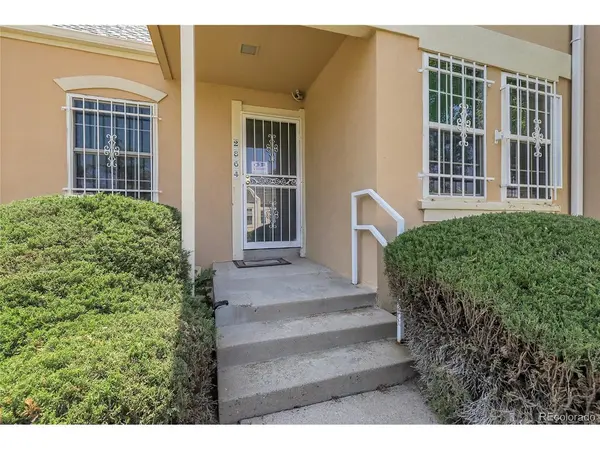 2864 S Vaughn, Aurora, CO 80014