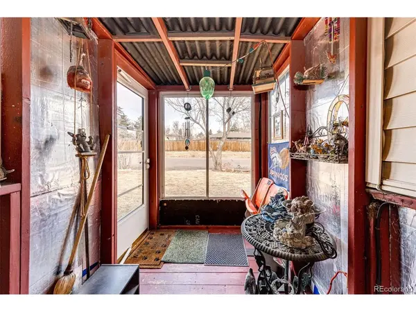 7740 W Meadow, Littleton, CO 80128