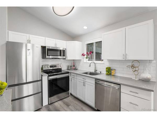 4149 S Lewiston, Aurora, CO 80013
