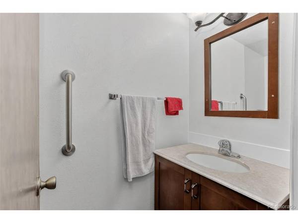 14280 E 22nd, Aurora, CO 80011