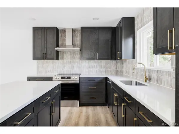 6325 W Portland, Littleton, CO 80128