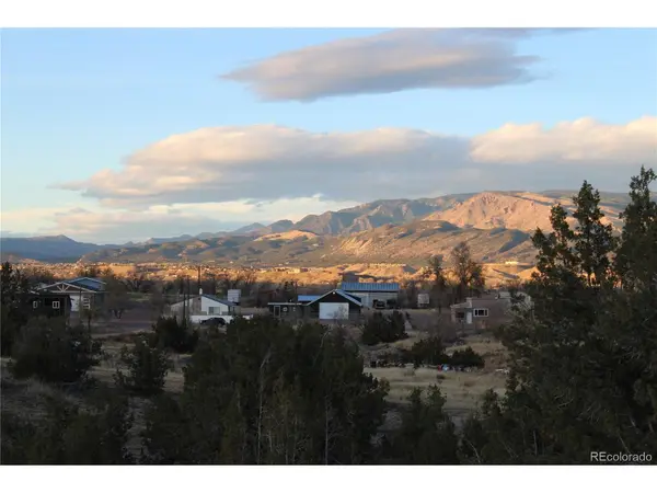 Cedar Avenue, Canon City, CO 81212