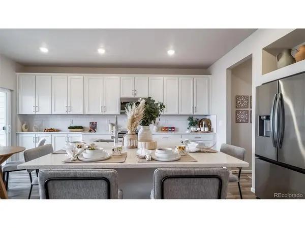 5002 N Tempe, Aurora, CO 80019