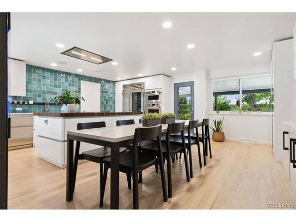 8612 W 69th, Arvada, CO 80004