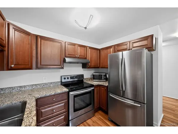 9385 E Center #7D, Denver, CO 80247
