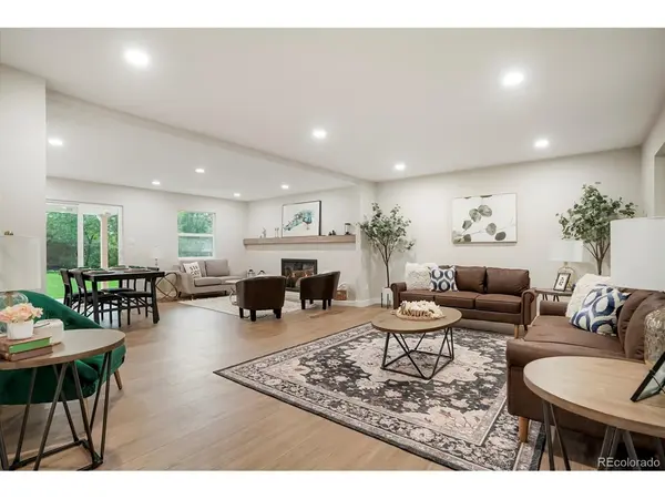 3692 E Briarwood, Littleton, CO 80122