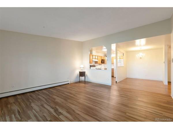675 S ALTON #3D, Denver, CO 80247
