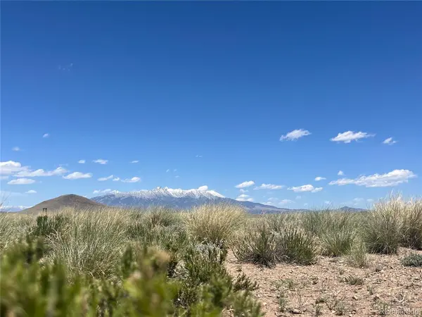 15 15th, Blanca, CO 81123