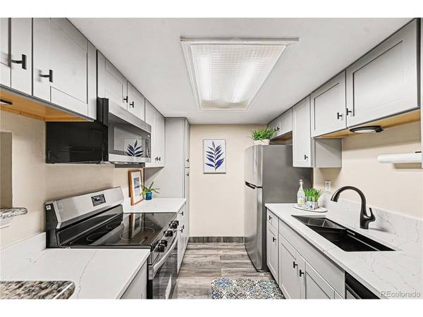 8225 E Fairmount #9-201, Denver, CO 80247