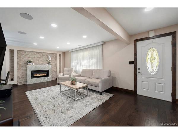 11921 W 70th, Arvada, CO 80004