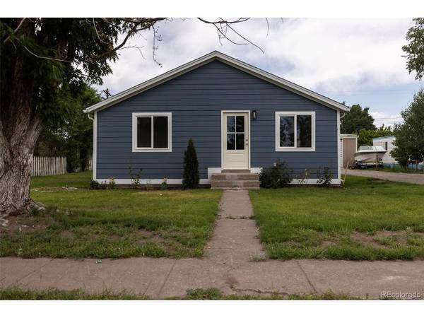 379 2nd, Center, CO 81125