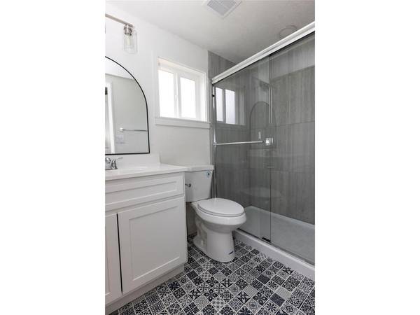 379 2nd, Center, CO 81125