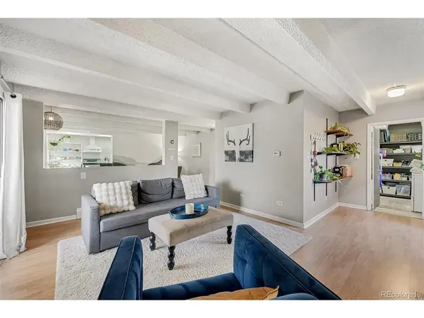 836 Dexter #205, Denver, CO 80220