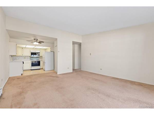 9625 E Center #1D, Denver, CO 80247