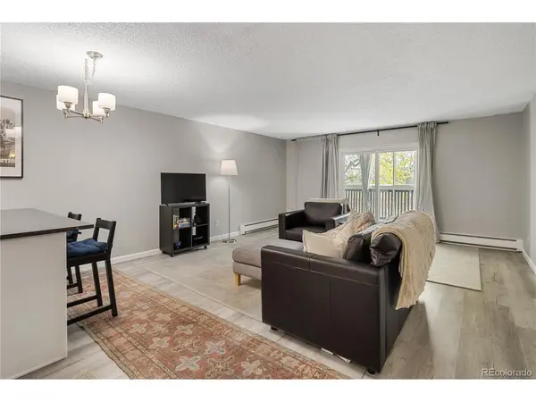 7040 E Girard #310, Denver, CO 80224