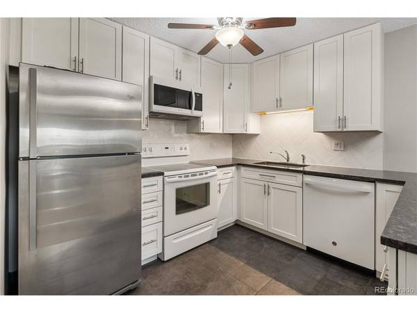 7040 E Girard #310, Denver, CO 80224