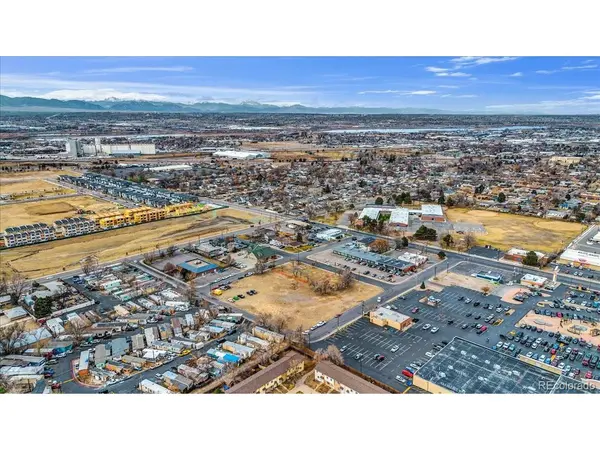 6322 Ivanhoe, Commerce City, CO 80022