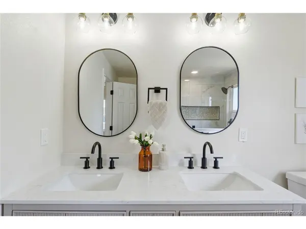 5283 Elkhart, Denver, CO 80239